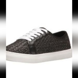 TAHARI TA -GENE Faux Leather Sneakers  Black  9.5